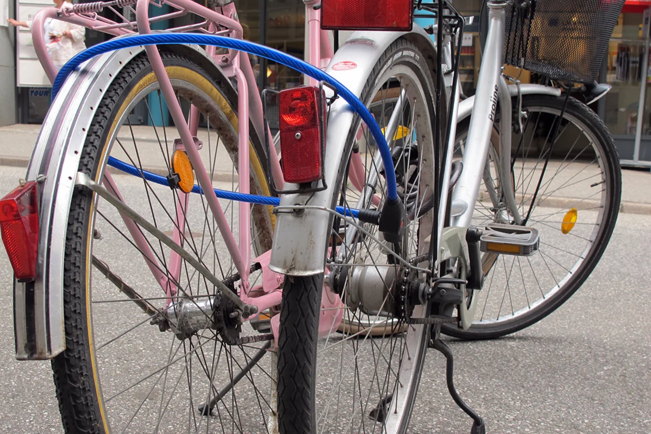 Das Reparieren von Fahrrädern hat vielen Geflüchteten geholfen, Fuß zu fassen. 