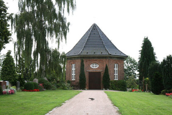 Friedhofskapelle Sandesneben - Copyright: Doris Pfeifer