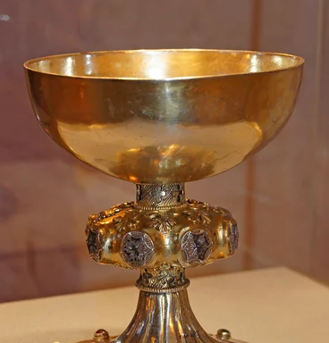 Nahansicht des Abendmahlskelchs der St.-Marien-Kirche Sandesneben